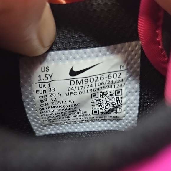 Nike Omni Multi-Court Little Kids' Shoes Laser Fuchsia/Black Girls Size 1.5Y - Picture 6 of 6